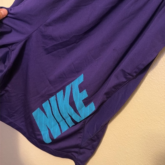 Nike Dri-fit XL athletic shorts - Picture 2 of 5